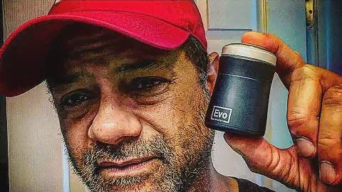 EVO micro travel shaver unboxing and review — average guy tested
